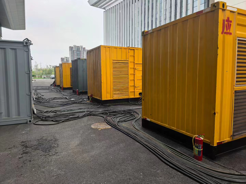 海城不同季节柴油发电机组保养有哪些注意事项?