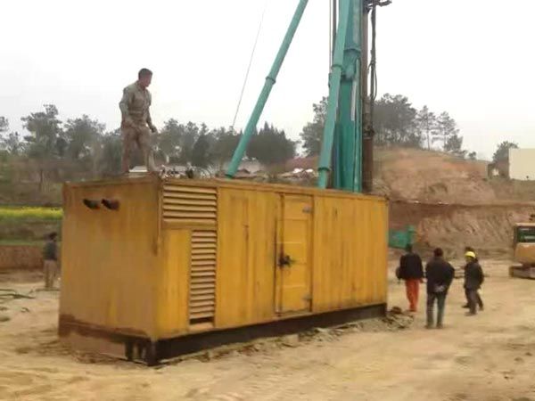 海城如何判断水冷式机油散热器密封件是否需要更换？